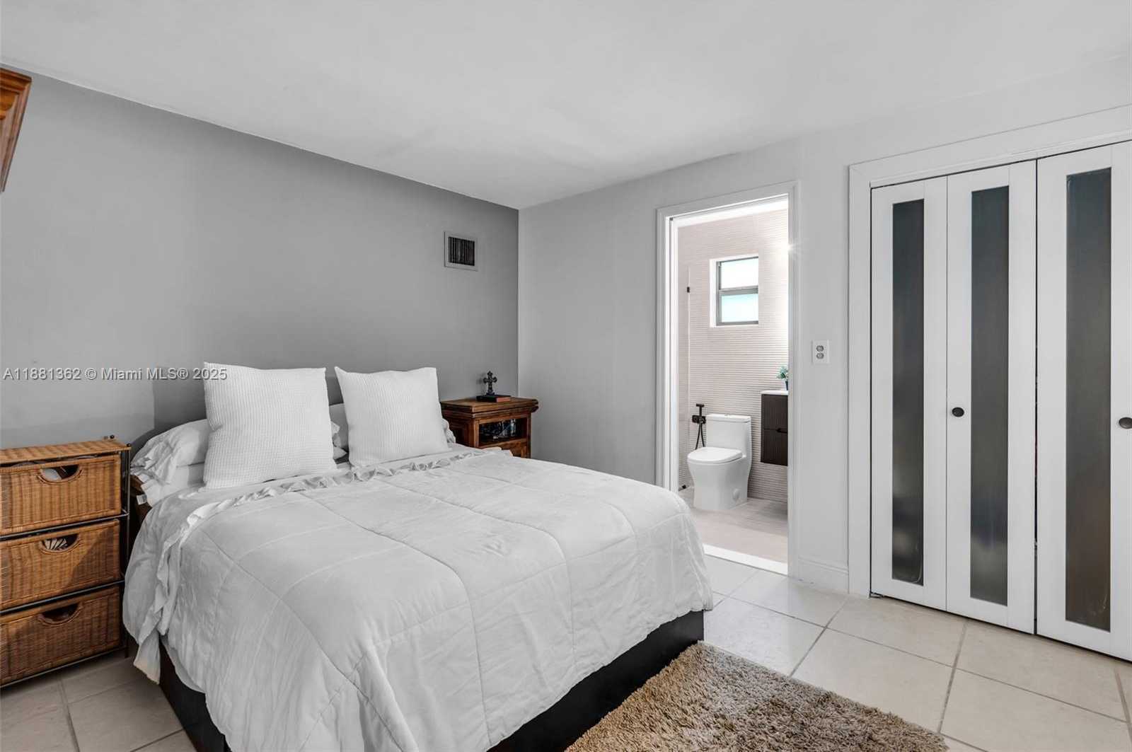 Small Image of 1642 SOUTH WEST 16TH ST, Miami Number 16