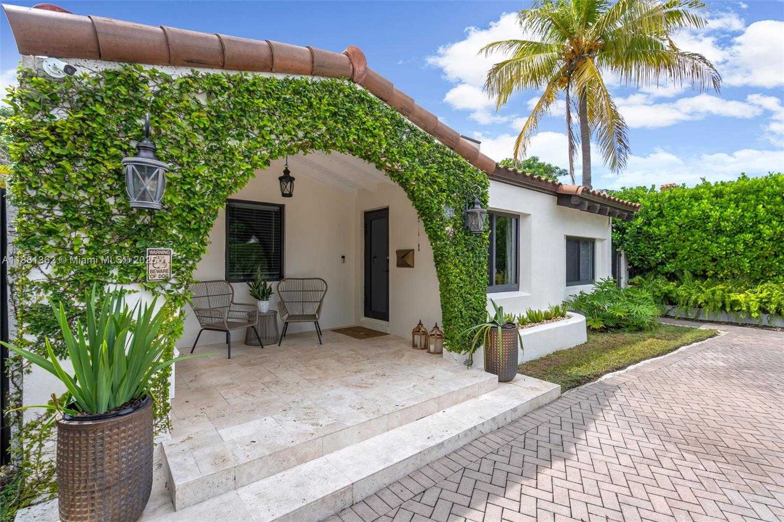 Small Image of 1642 SOUTH WEST 16TH ST, Miami Number 23