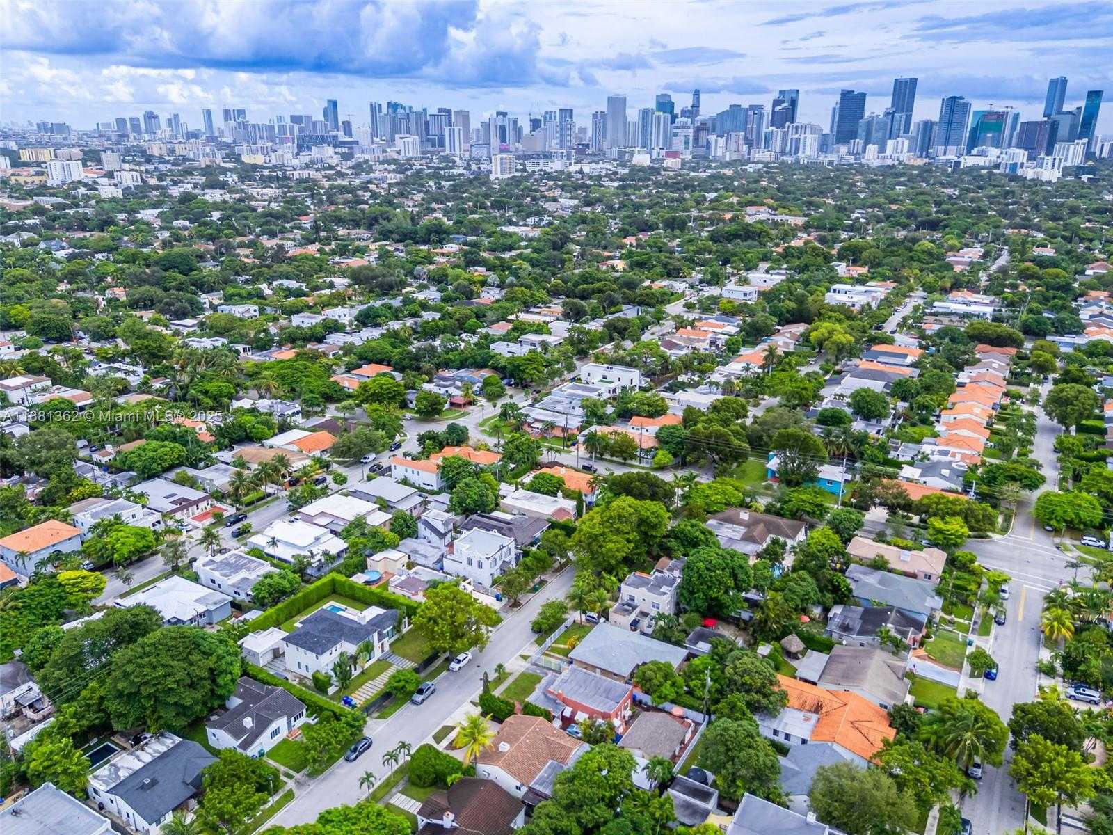 Small Image of 1642 SOUTH WEST 16TH ST, Miami Number 28