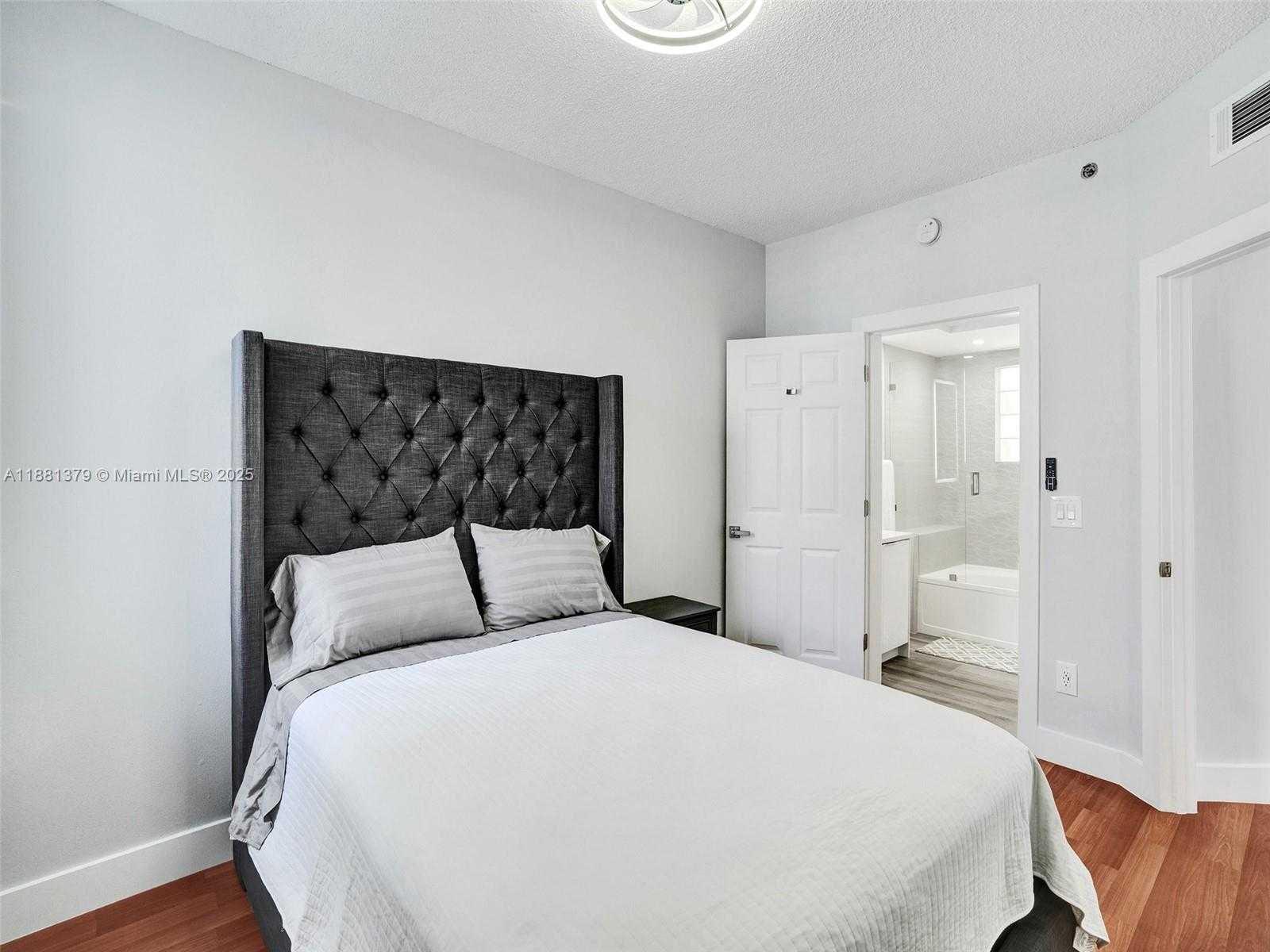 Small Image of 3245 NORTH EAST 184TH ST #13305, Aventura Number 6