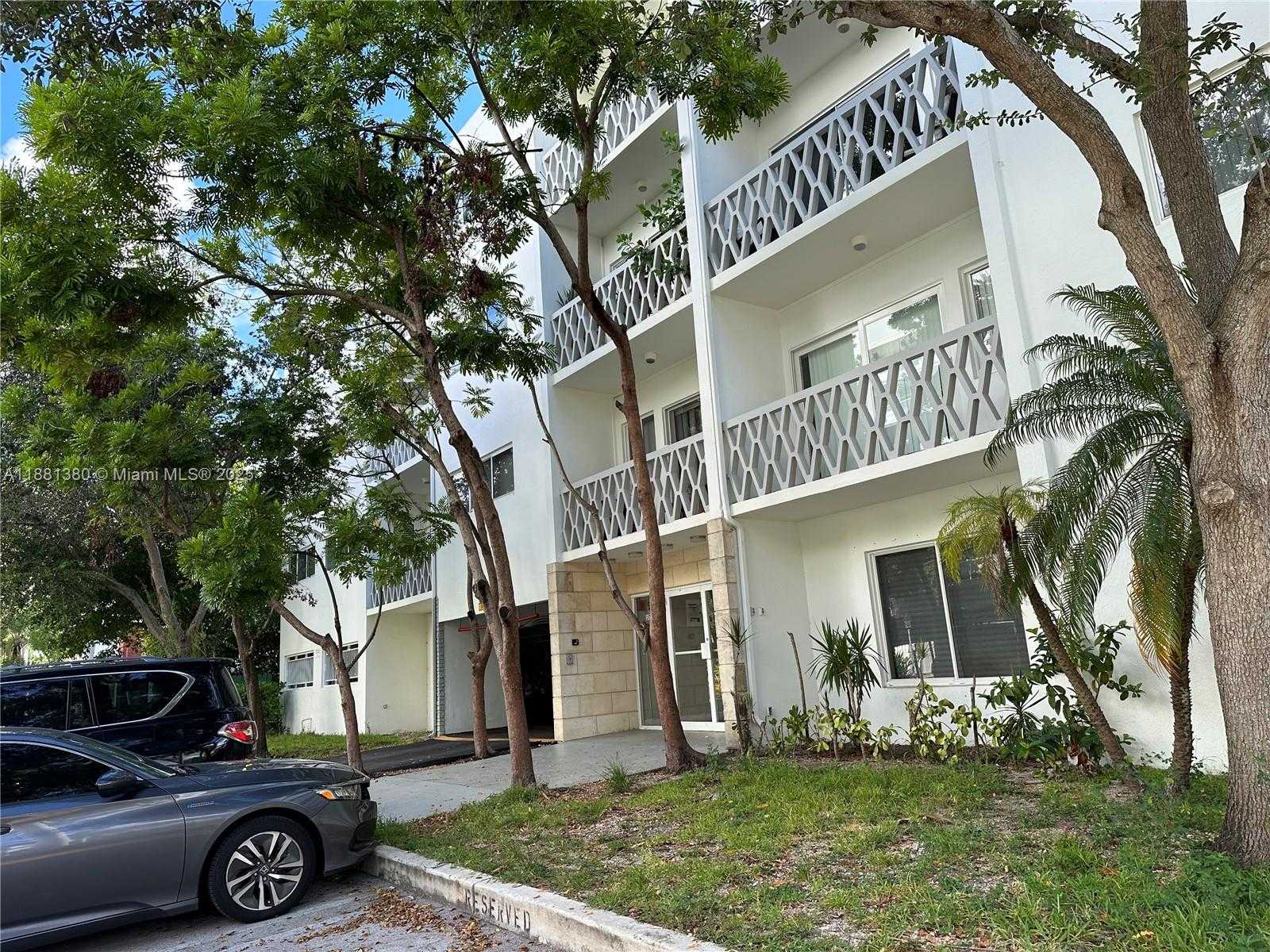 Small Image of 10001 WEST BAY HARBOR DR #407, Bay Harbor Islands Number 18