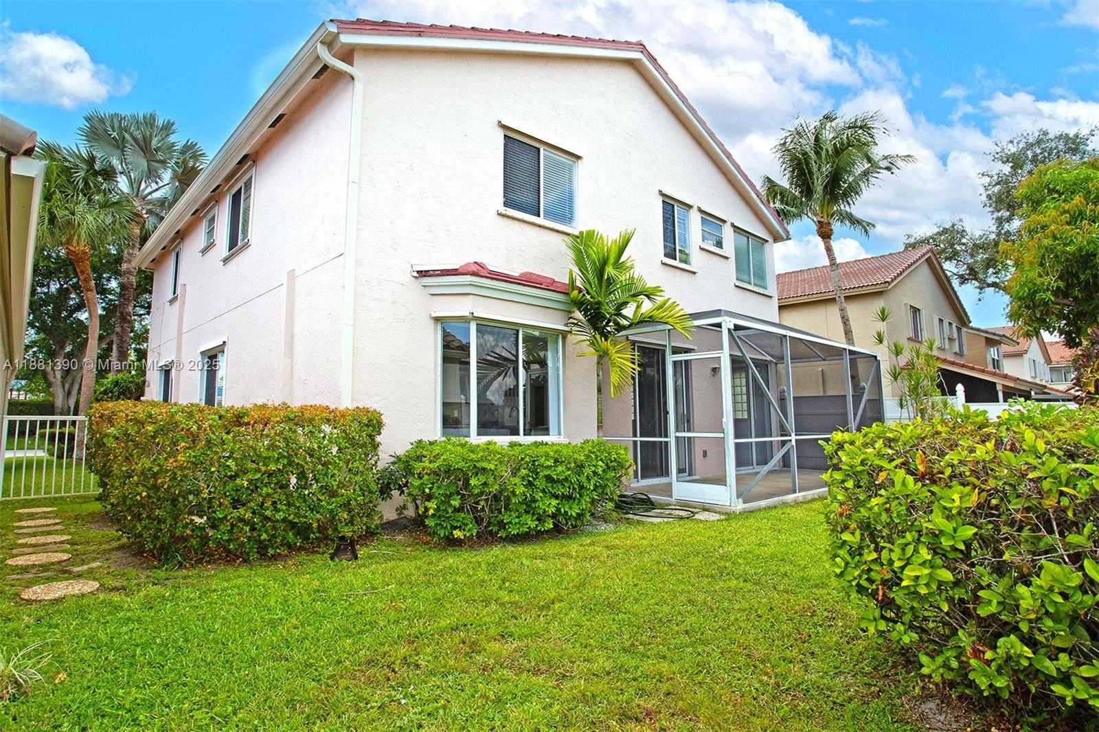 Small Image of 10096 COUNTRY BROOK RD, Boca Raton Number 17