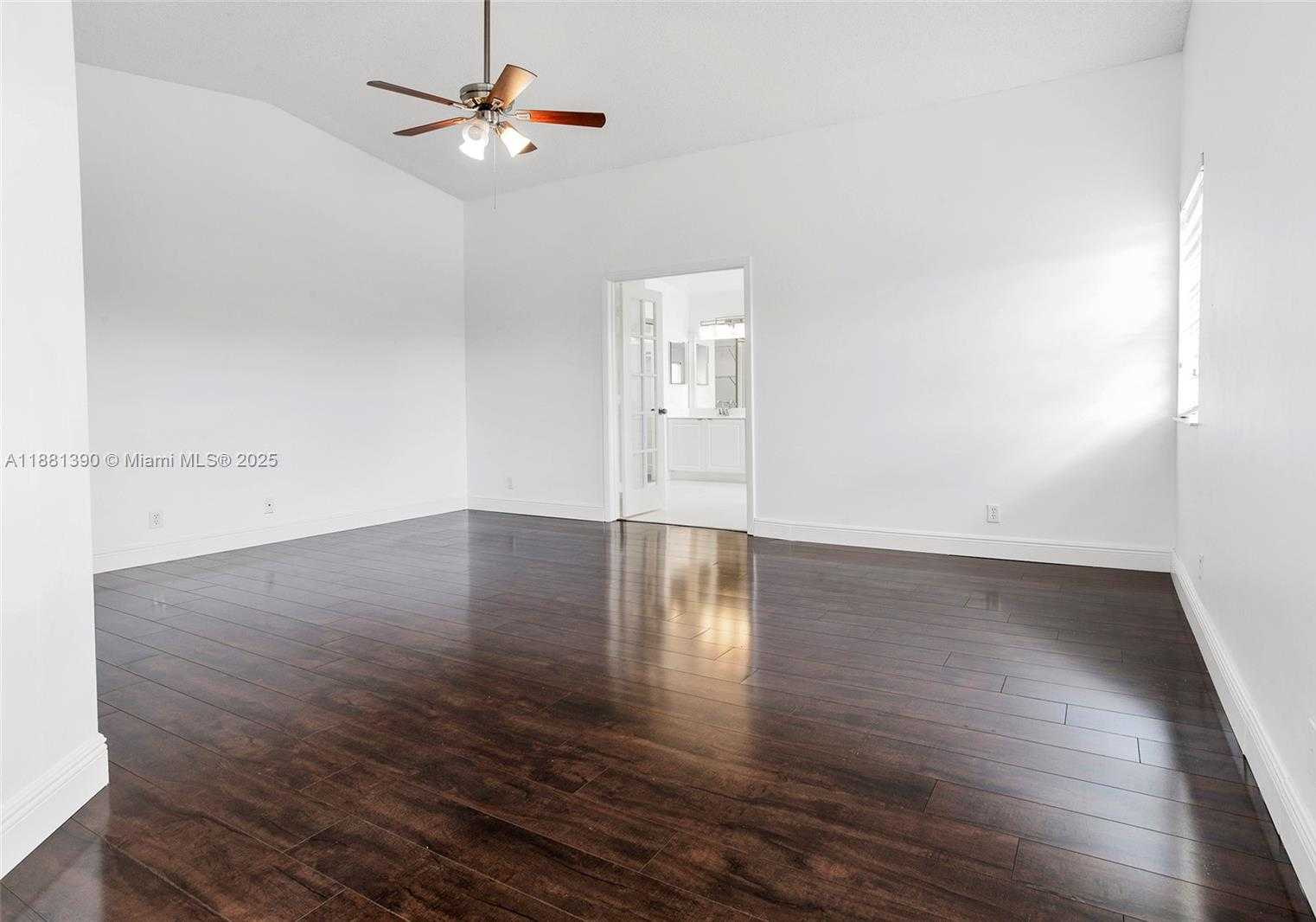 Small Image of 10096 COUNTRY BROOK RD, Boca Raton Number 18