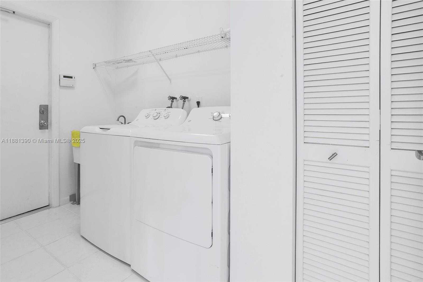 Small Image of 10096 COUNTRY BROOK RD, Boca Raton Number 36