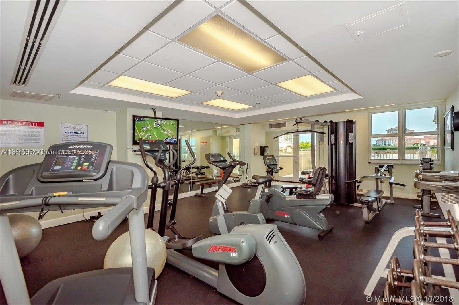 Small Image of 50 MENORES AVE #412, Coral Gables Number 15