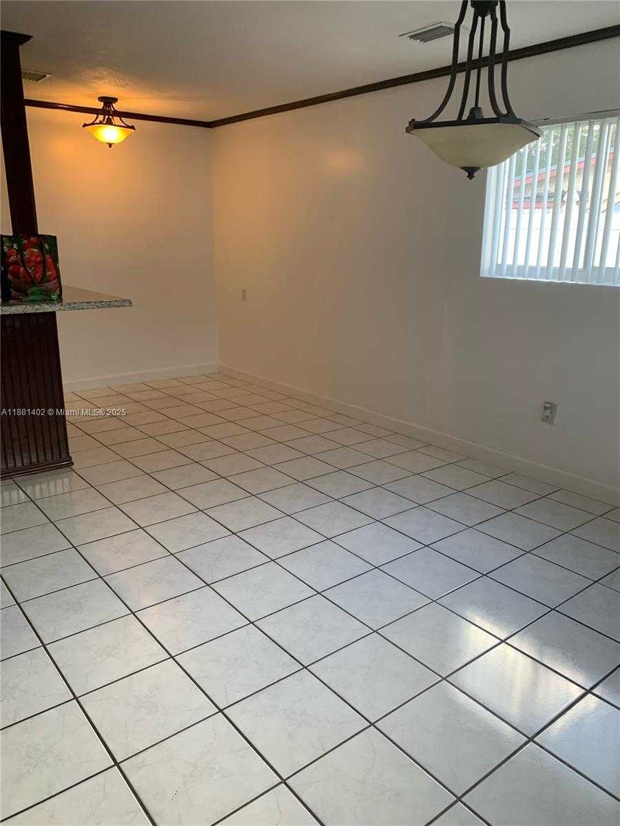 Small Image of 6180 SOUTH WEST 42ND CT, Davie Number 20
