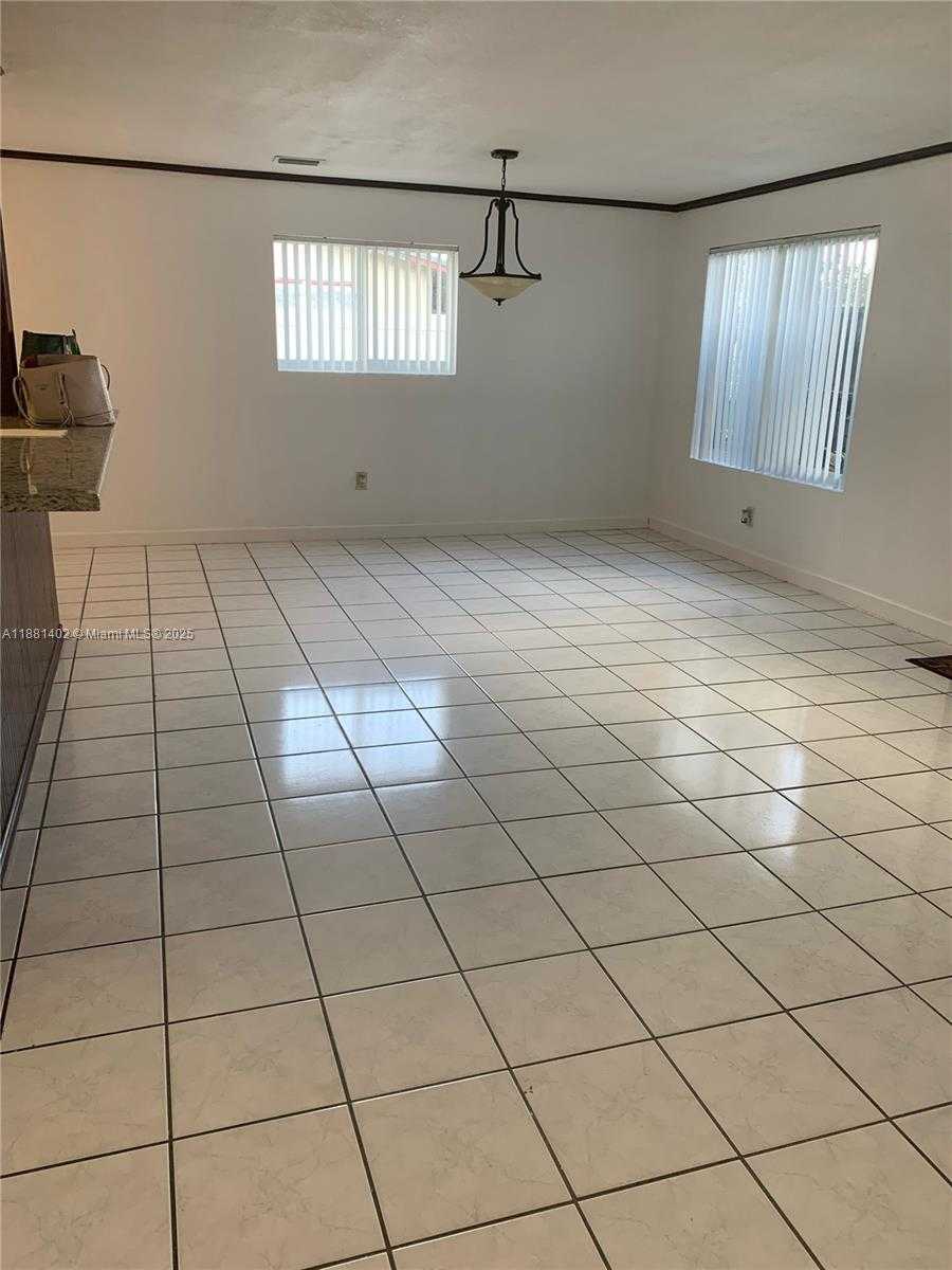 Small Image of 6180 SOUTH WEST 42ND CT, Davie Number 21