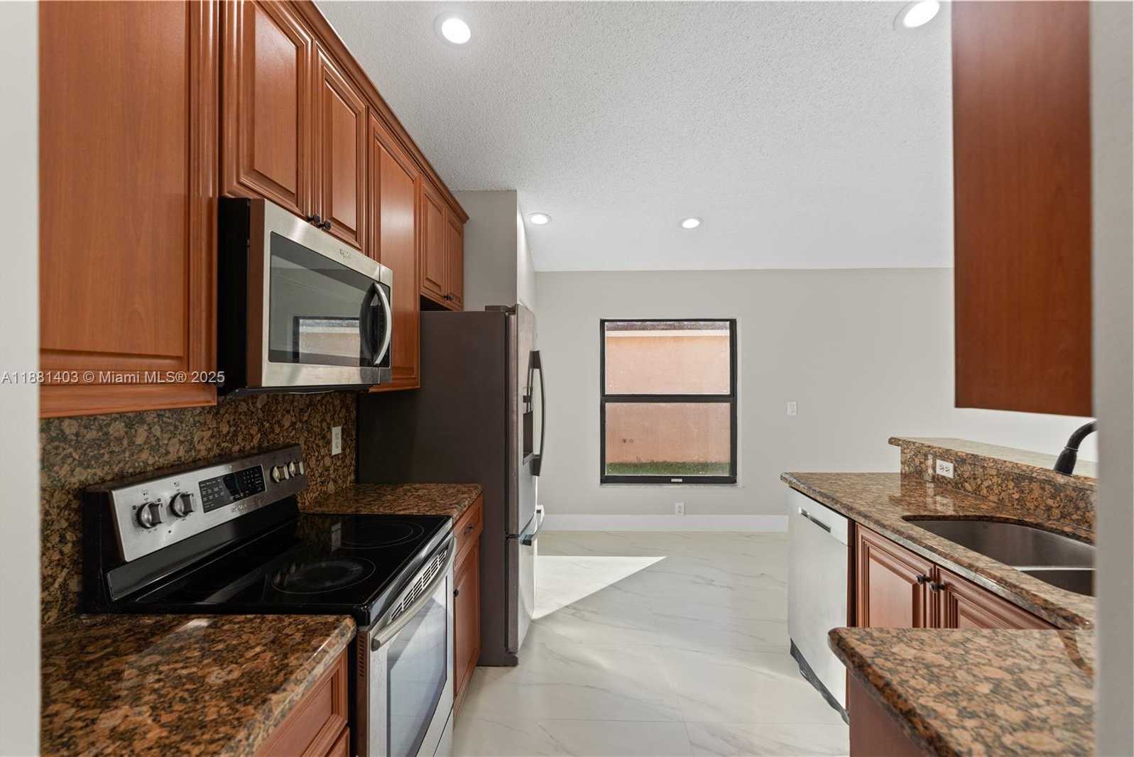 Small Image of 14340 NORTH WEST 11TH ST, Pembroke Pines Number 14