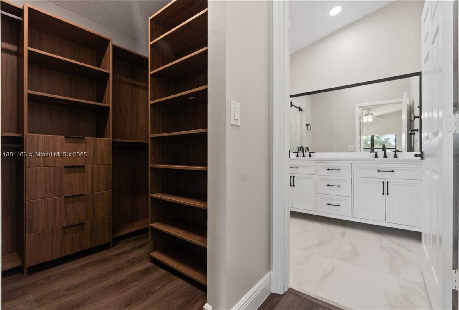 Small Image of 14340 NORTH WEST 11TH ST, Pembroke Pines Number 21