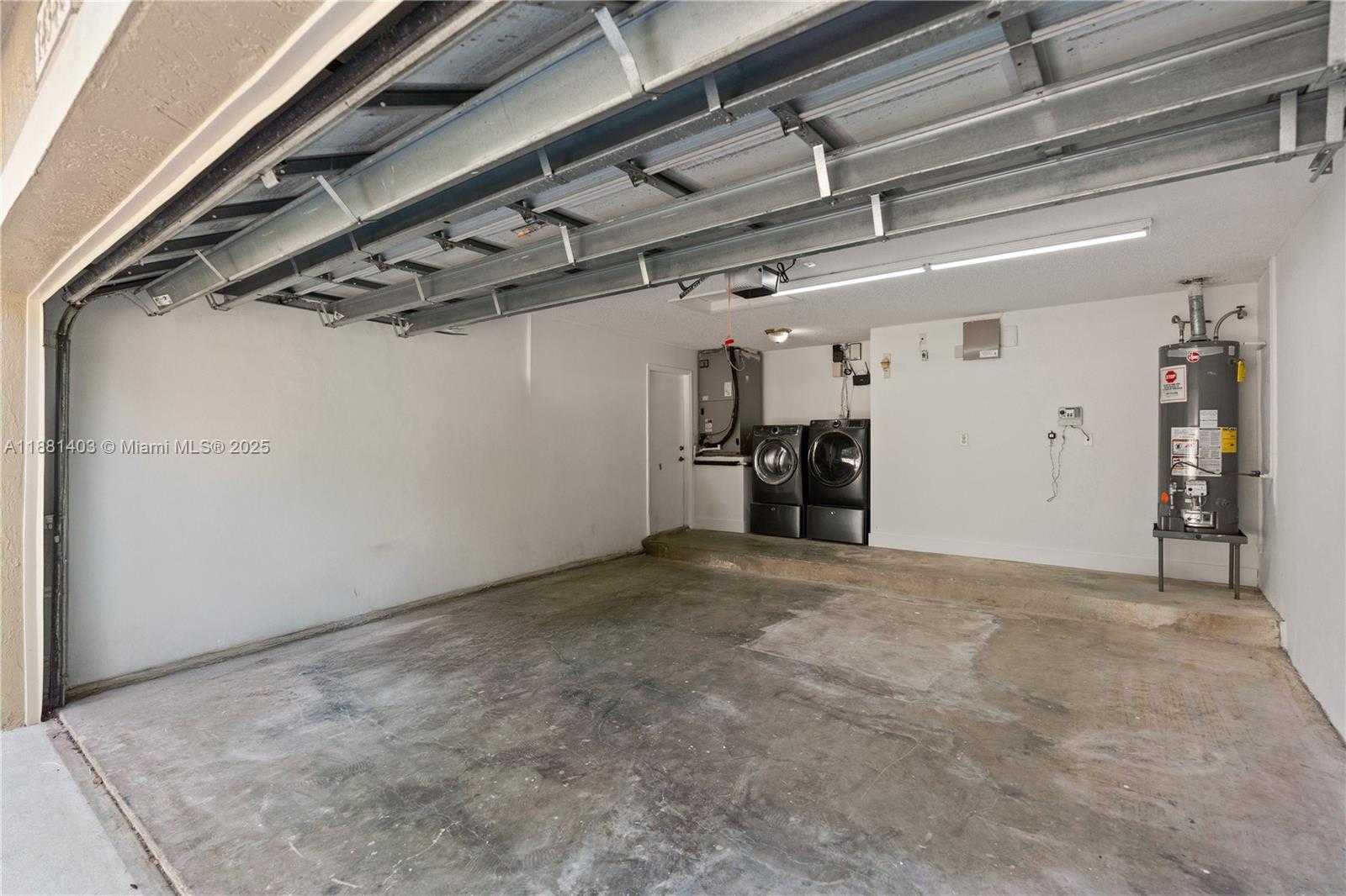 Small Image of 14340 NORTH WEST 11TH ST, Pembroke Pines Number 31