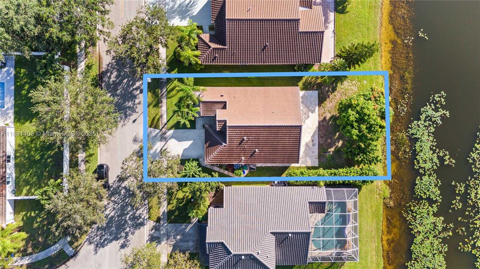 Small Image of 14340 NORTH WEST 11TH ST, Pembroke Pines Number 4