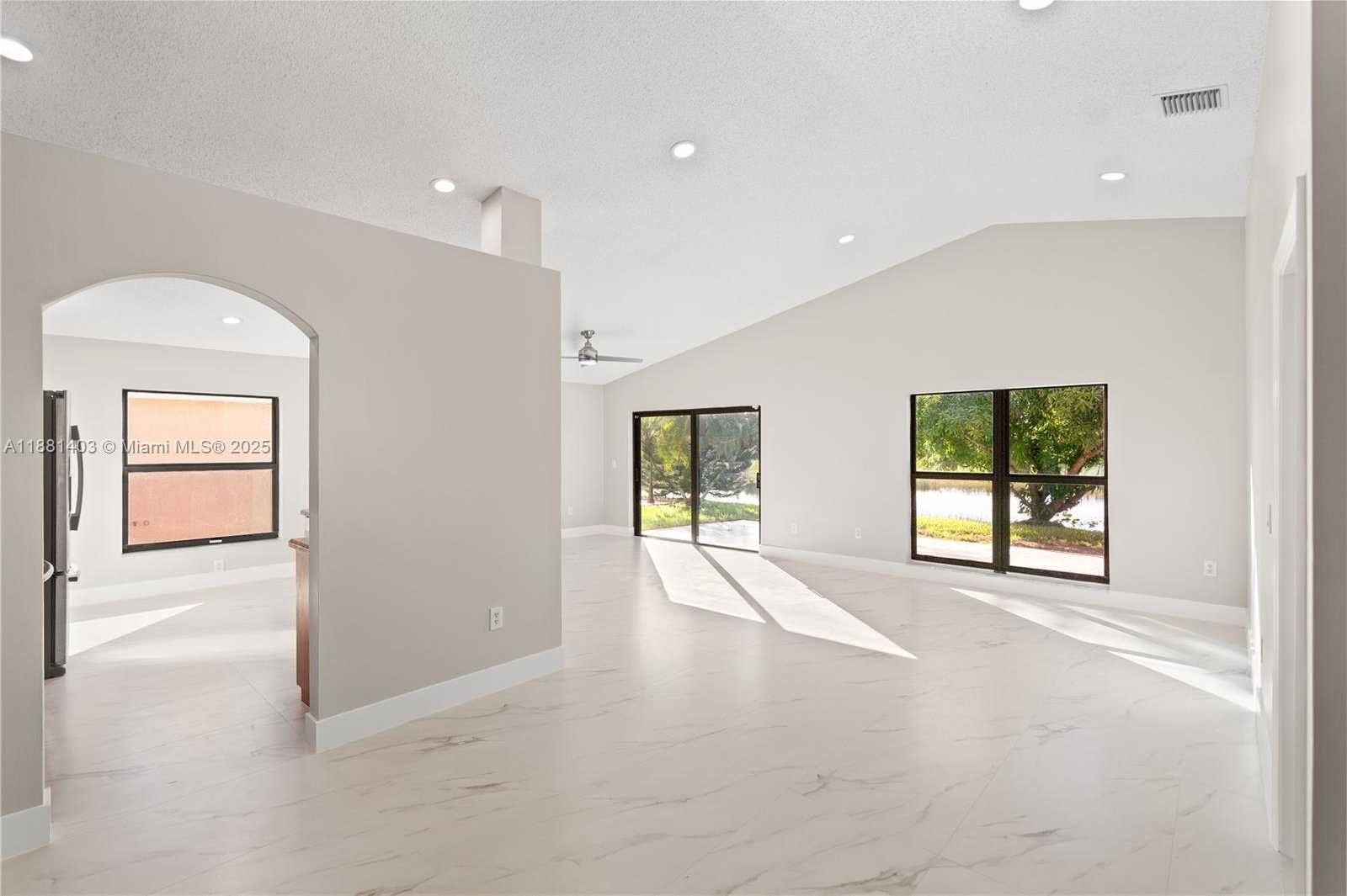 Small Image of 14340 NORTH WEST 11TH ST, Pembroke Pines Number 8