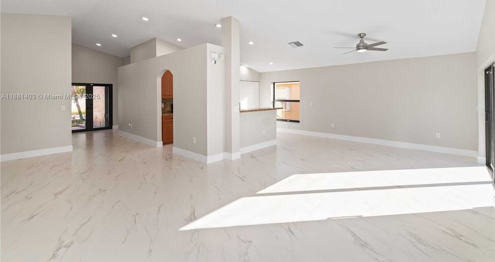 Small Image of 14340 NORTH WEST 11TH ST, Pembroke Pines Number 9