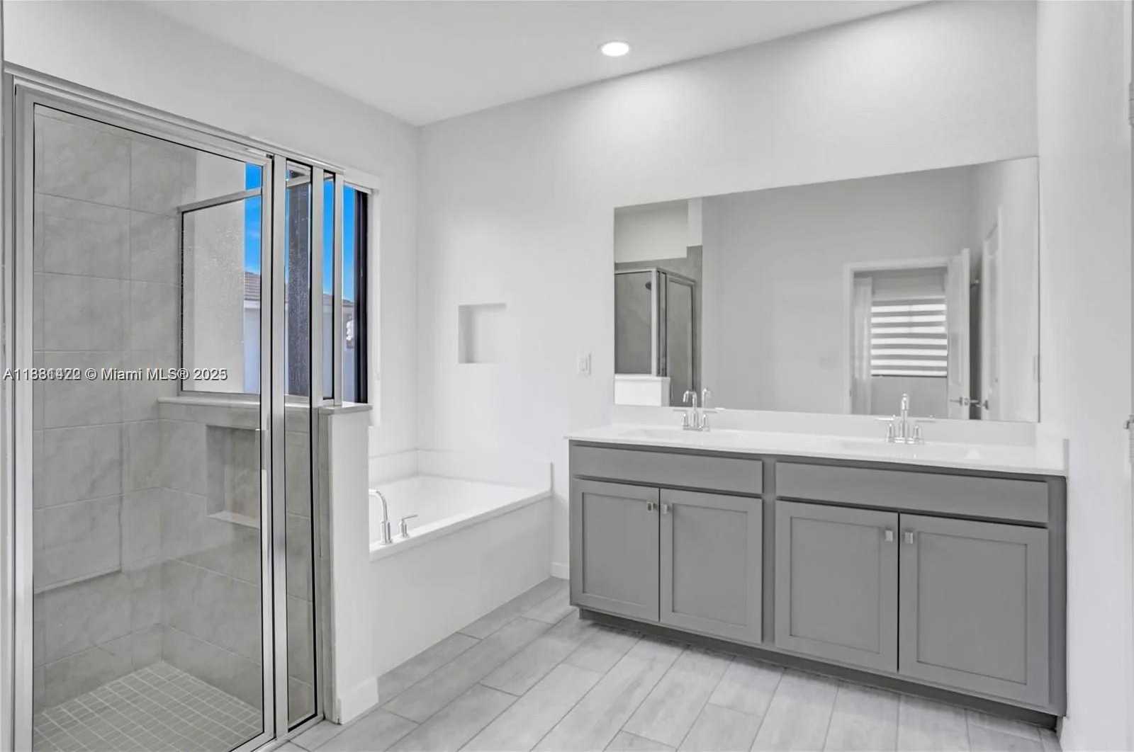 Small Image of 19815 SOUTH WEST 131ST CT, Miami Number 11