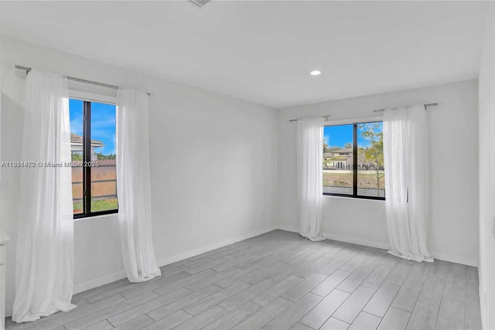 Small Image of 19815 SOUTH WEST 131ST CT, Miami Number 19