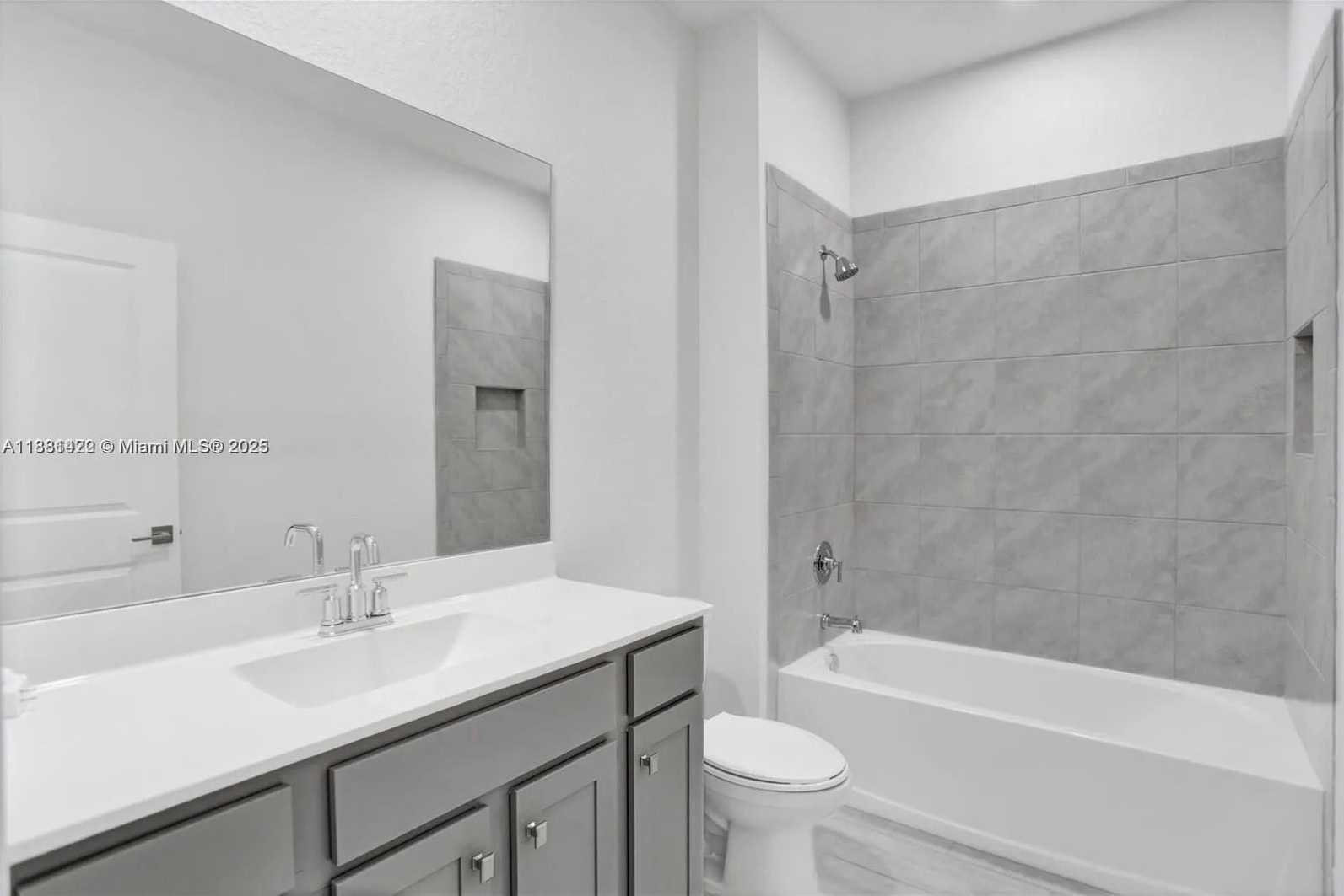 Small Image of 19815 SOUTH WEST 131ST CT, Miami Number 23