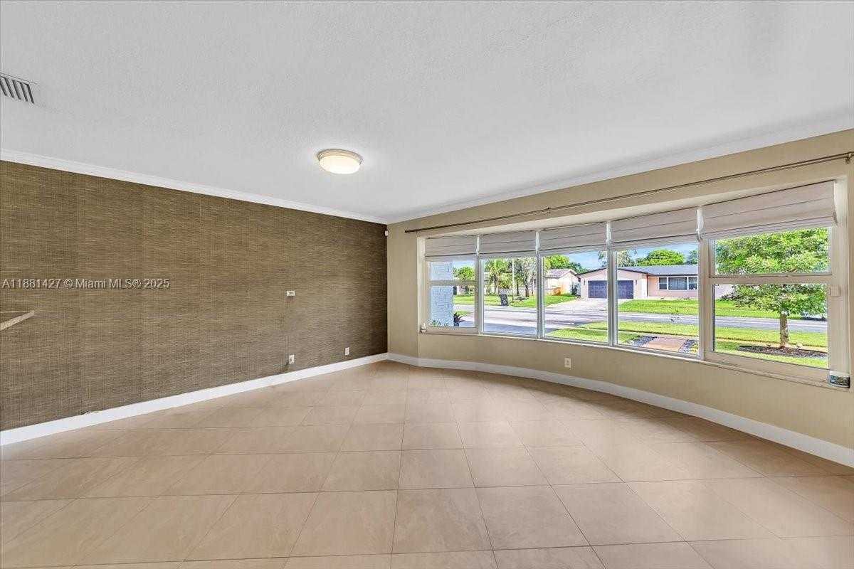 Small Image of 5250 SOUTH WEST 4TH CT, Plantation Number 11