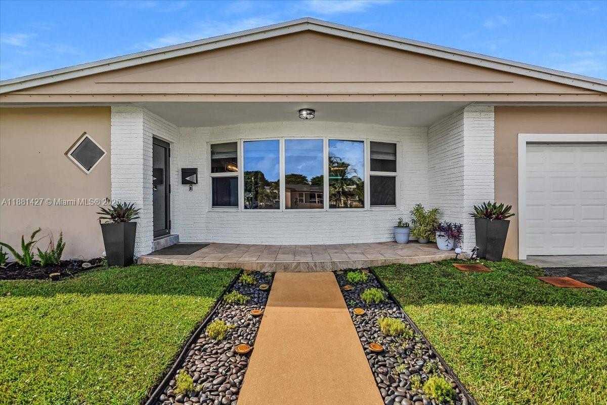 Small Image of 5250 SOUTH WEST 4TH CT, Plantation Number 2