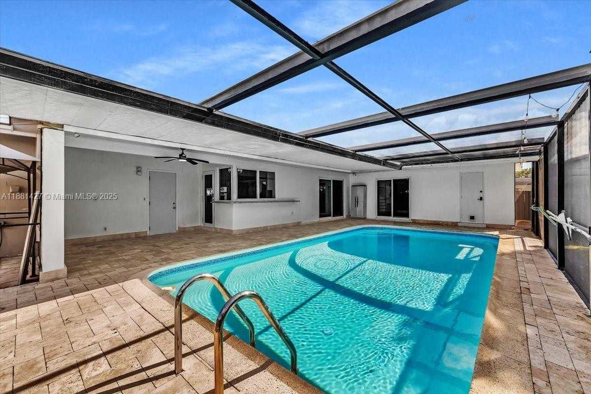 Small Image of 5250 SOUTH WEST 4TH CT, Plantation Number 51