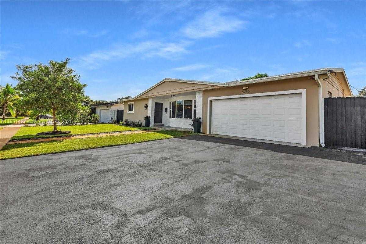 Small Image of 5250 SOUTH WEST 4TH CT, Plantation Number 61
