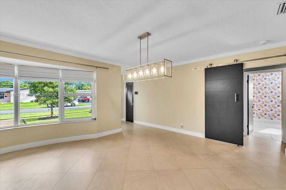 Small Image of 5250 SOUTH WEST 4TH CT, Plantation Number 8