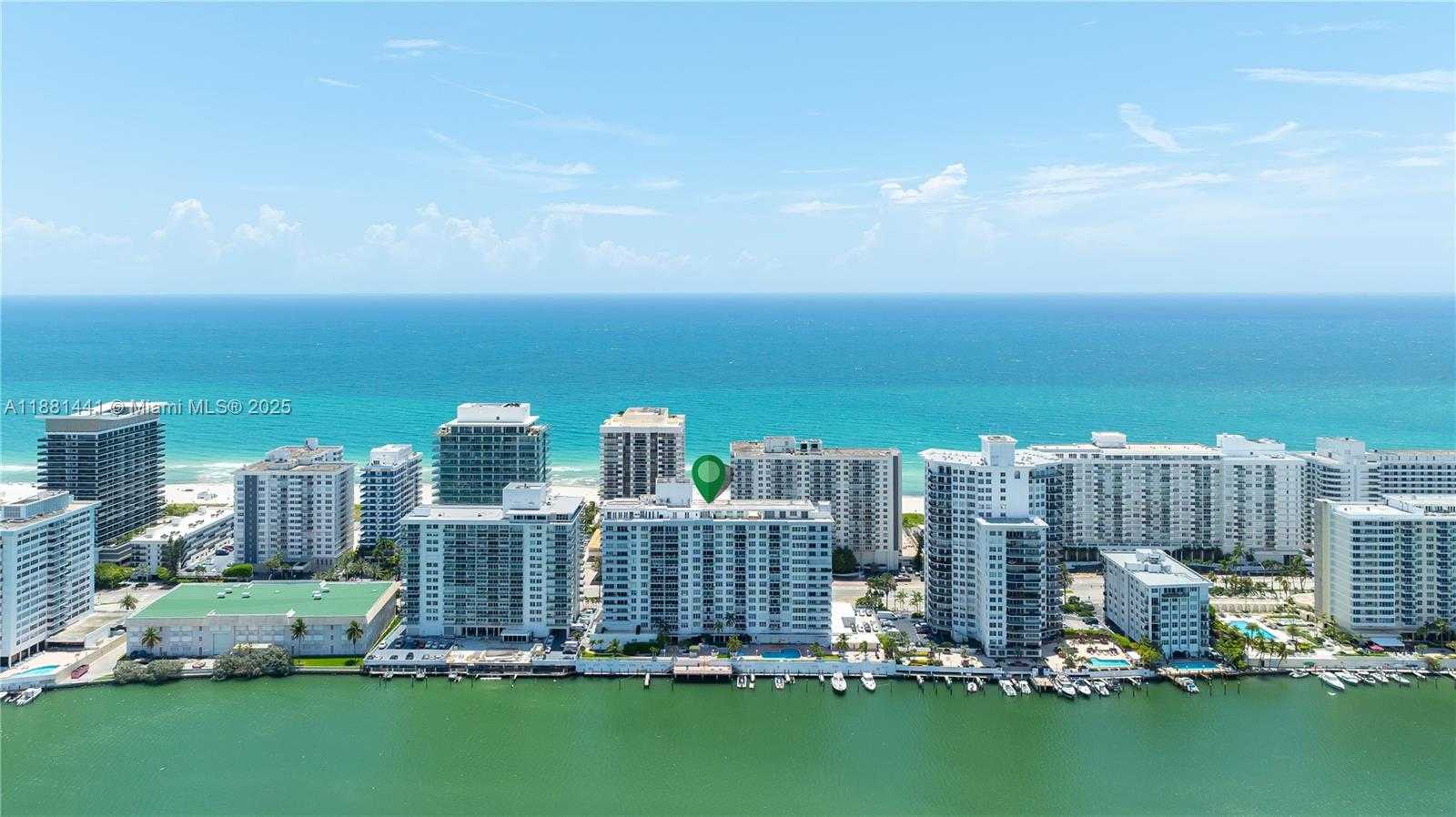 Small Image of 5700 COLLINS AVE #10D, Miami Beach Number 12