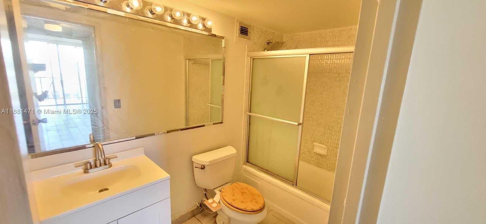 Small Image of 601 THREE ISLANDS BLVD #510, Hallandale Beach Number 9