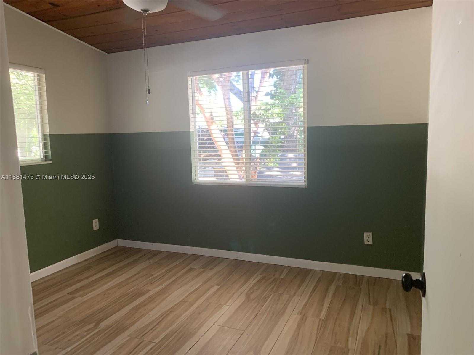 Small Image of 141 GUMBO LIMBO DR, Key Largo Number 20