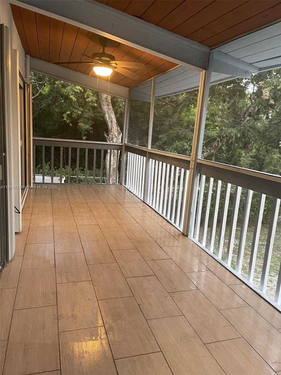 Small Image of 141 GUMBO LIMBO DR, Key Largo Number 6