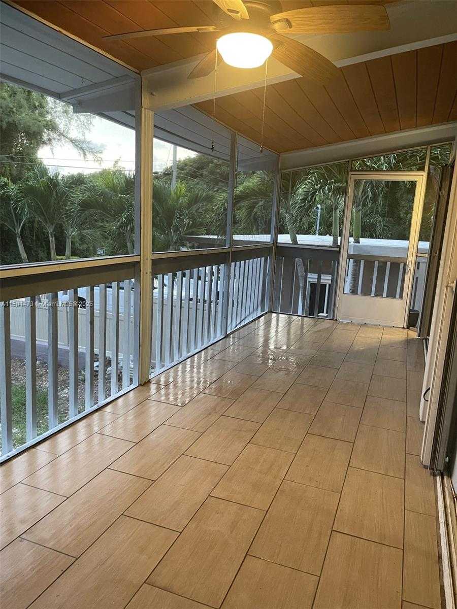 Small Image of 141 GUMBO LIMBO DR, Key Largo Number 7