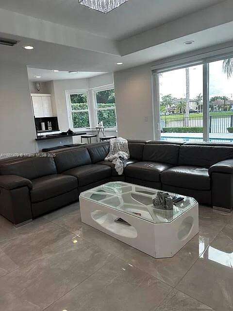 Small Image of 3366 SOUTH WEST 152ND PL, Miami Number 2