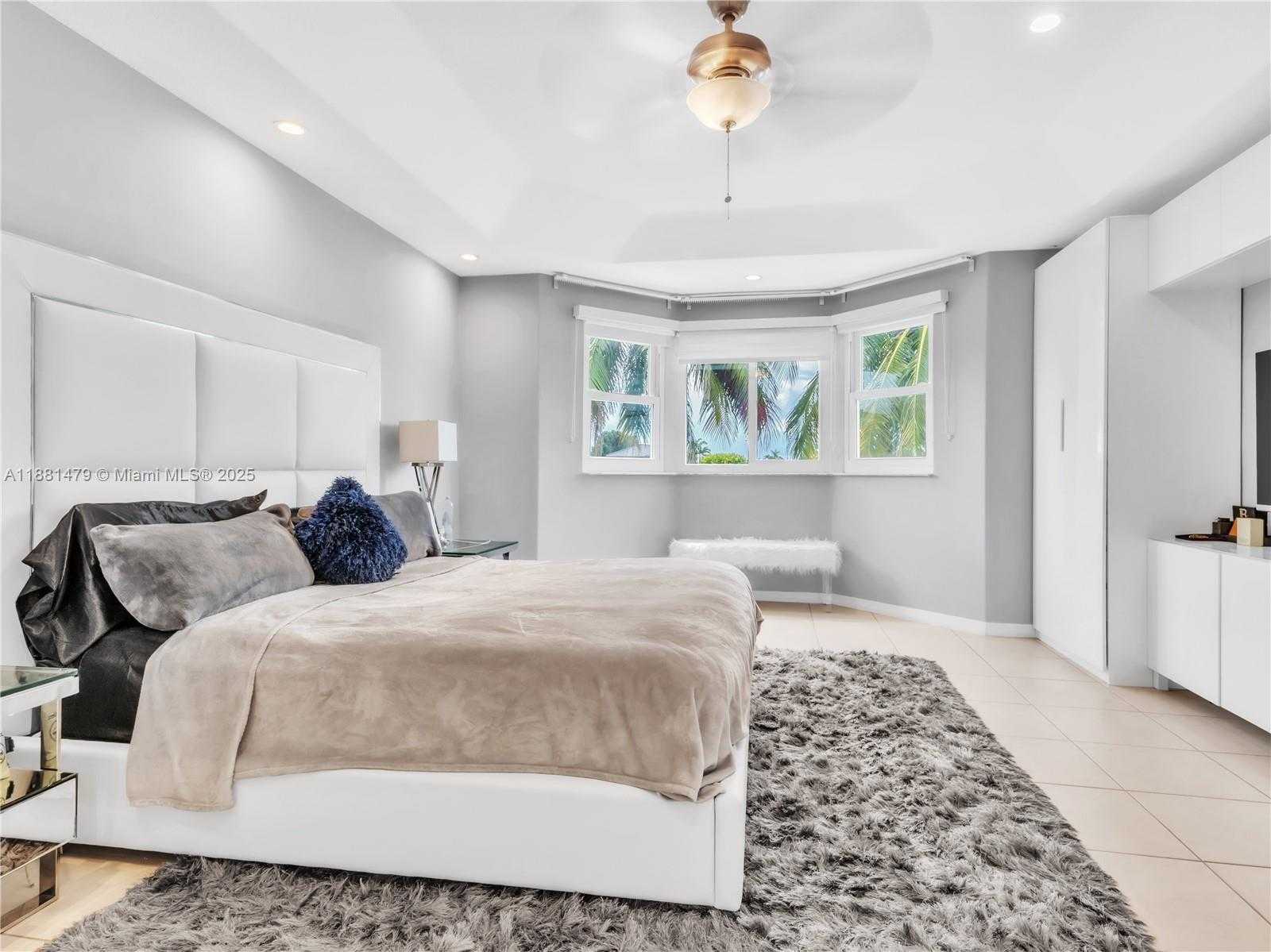 Small Image of 3366 SOUTH WEST 152ND PL, Miami Number 20