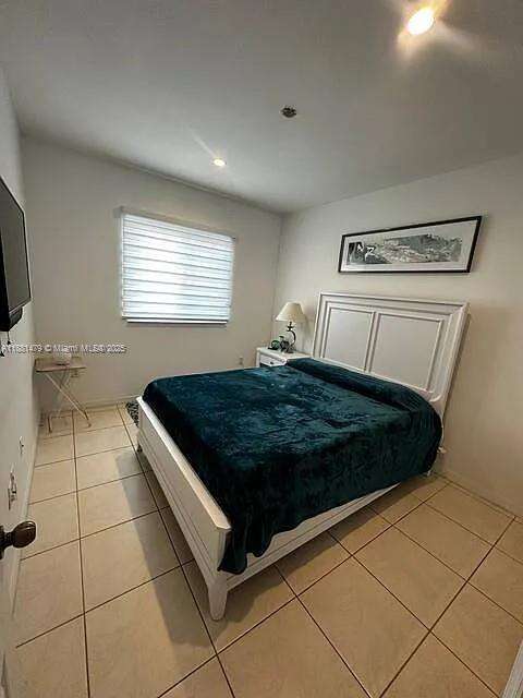 Small Image of 3366 SOUTH WEST 152ND PL, Miami Number 8