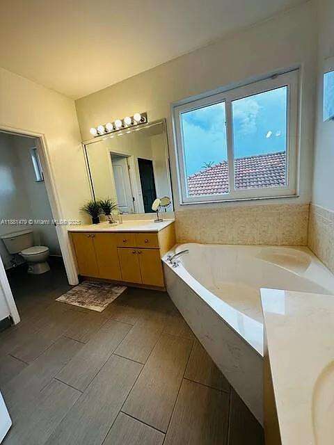 Small Image of 3366 SOUTH WEST 152ND PL, Miami Number 9