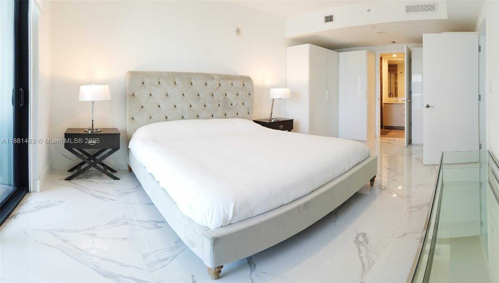Small Image of 1010 BRICKELL AVE #2304, Miami Number 20