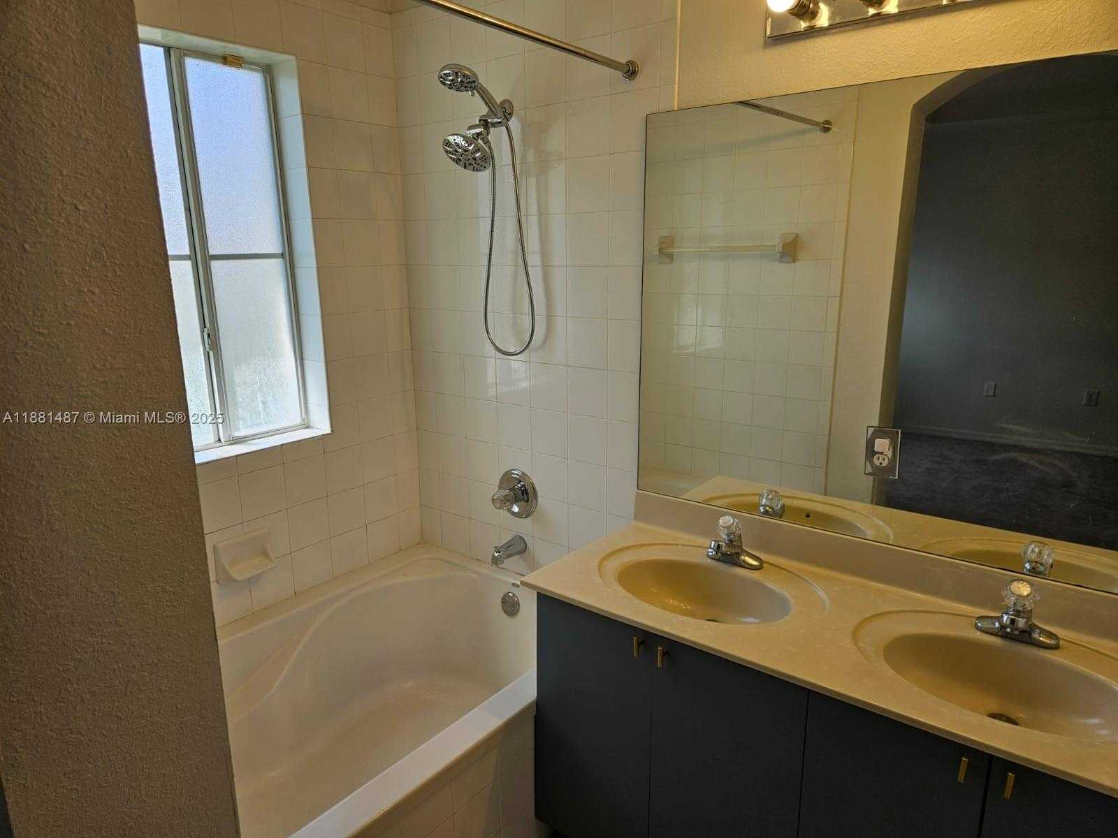 Small Image of 8846 WEST FLAGLER ST #2, Miami Number 33