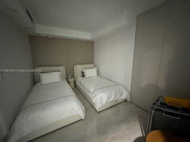 Small Image of 9801 COLLINS AVE #14E, Bal Harbour Number 17