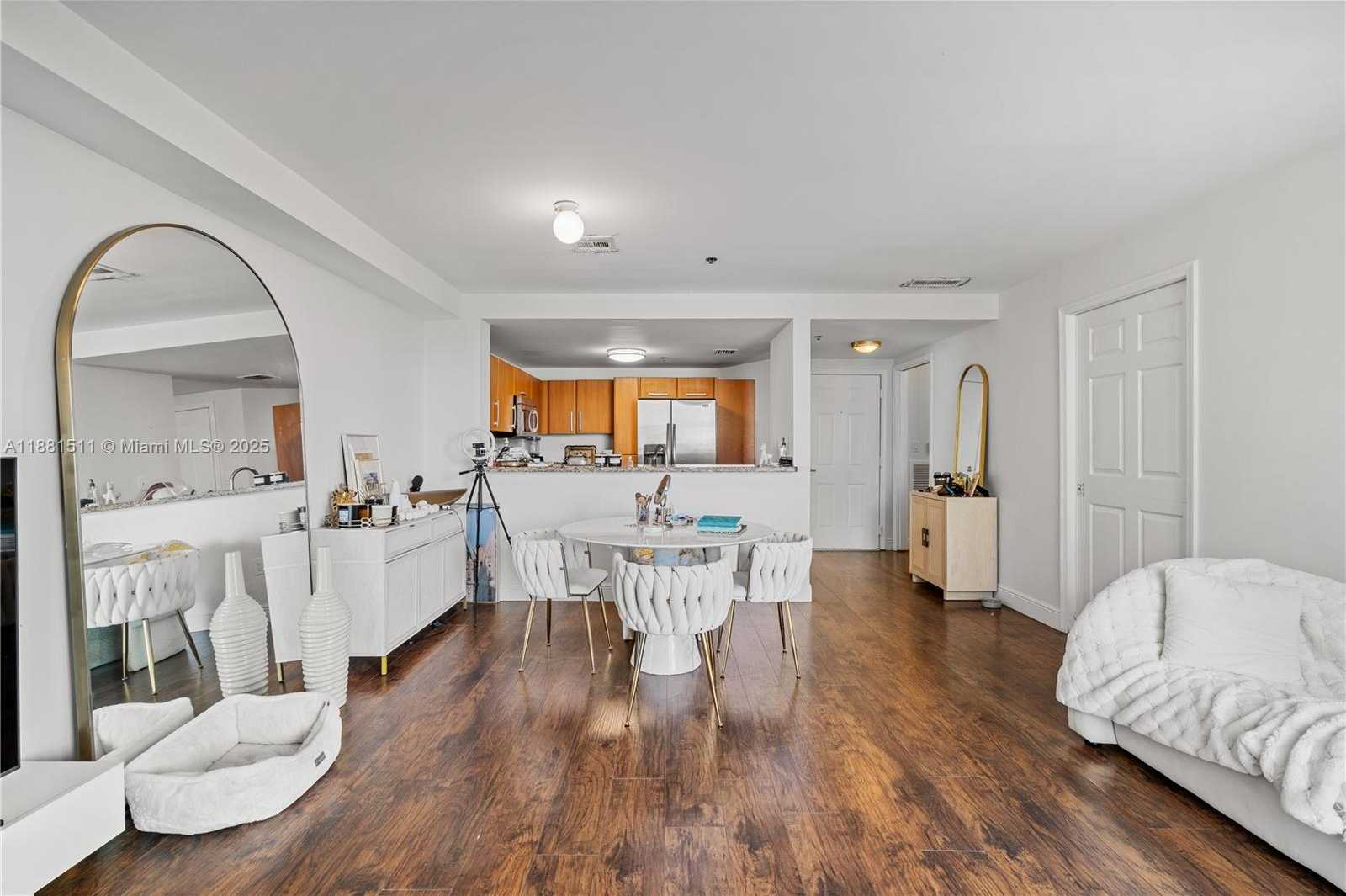 Small Image of 6362 COLLINS AVE #404, Miami Beach Number 21