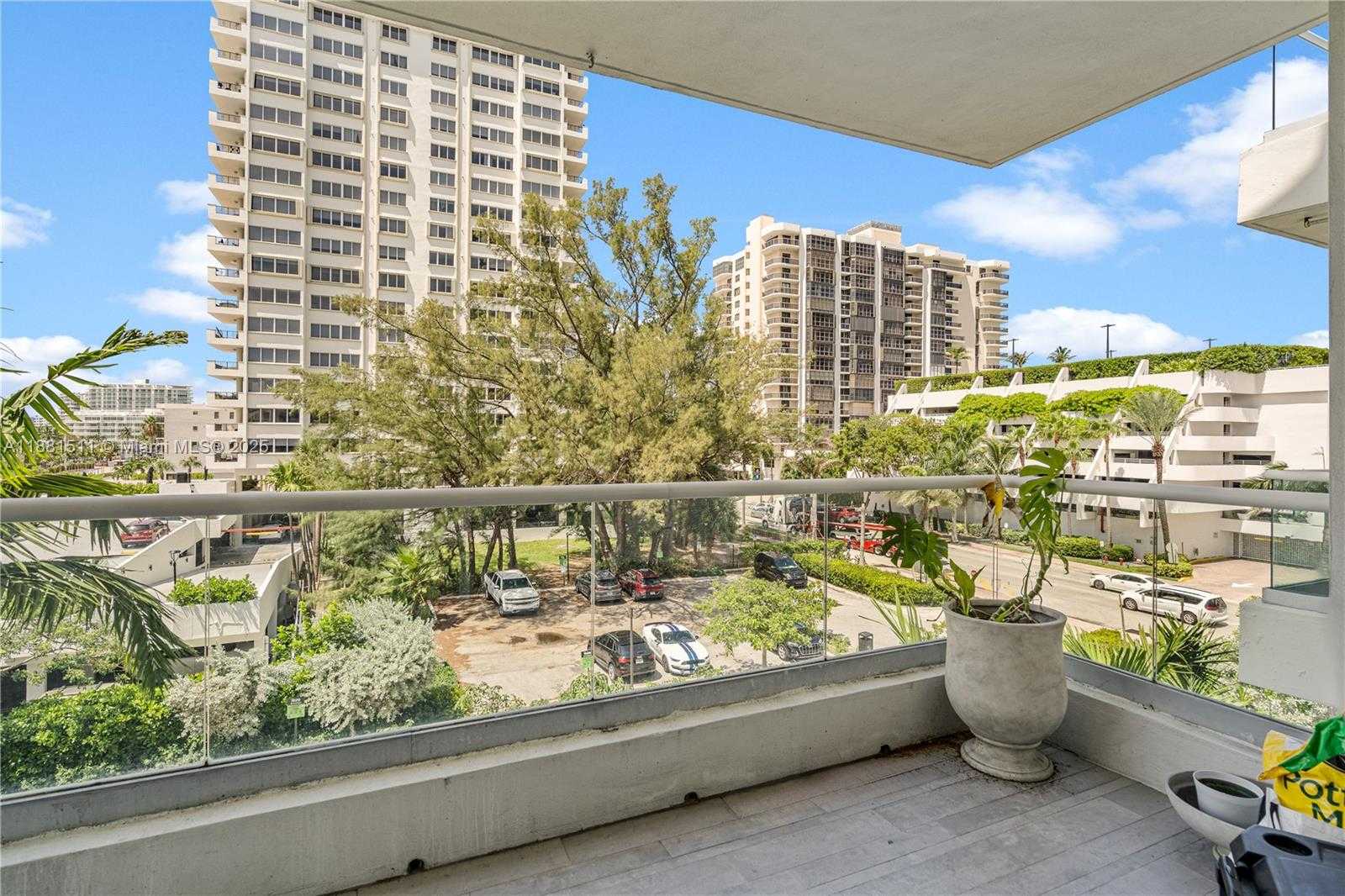 Small Image of 6362 COLLINS AVE #404, Miami Beach Number 26
