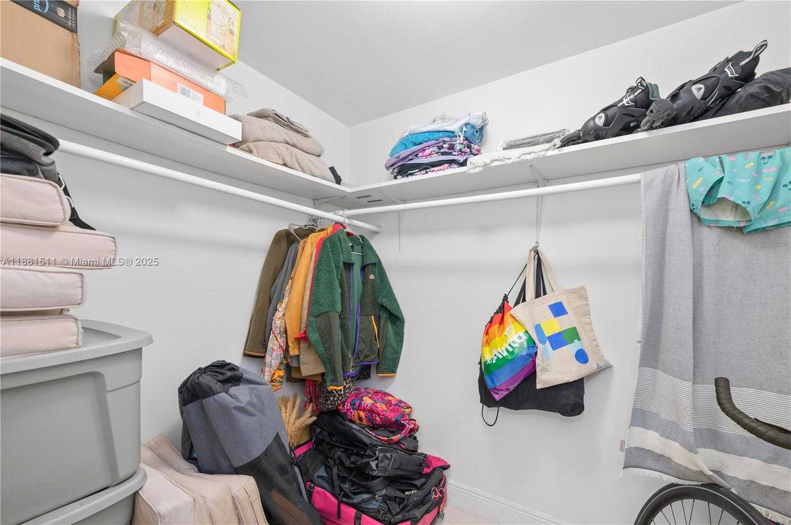 Small Image of 6362 COLLINS AVE #404, Miami Beach Number 28