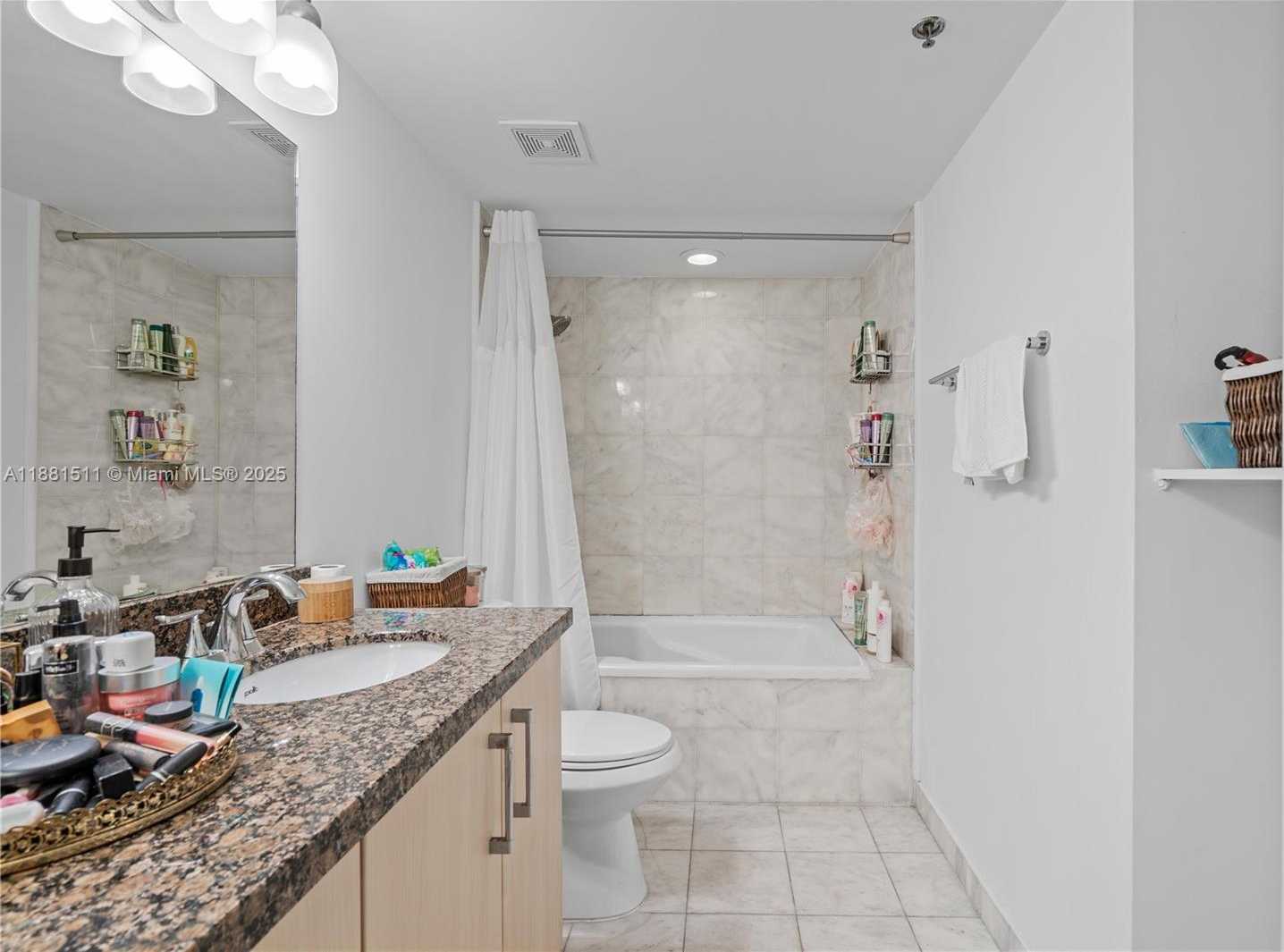 Small Image of 6362 COLLINS AVE #404, Miami Beach Number 30