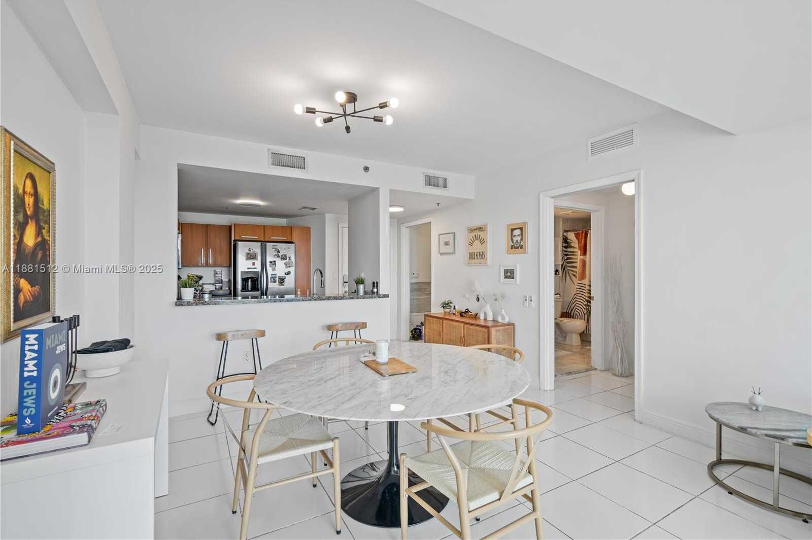 Small Image of 6362 COLLINS AVE #412, Miami Beach Number 6