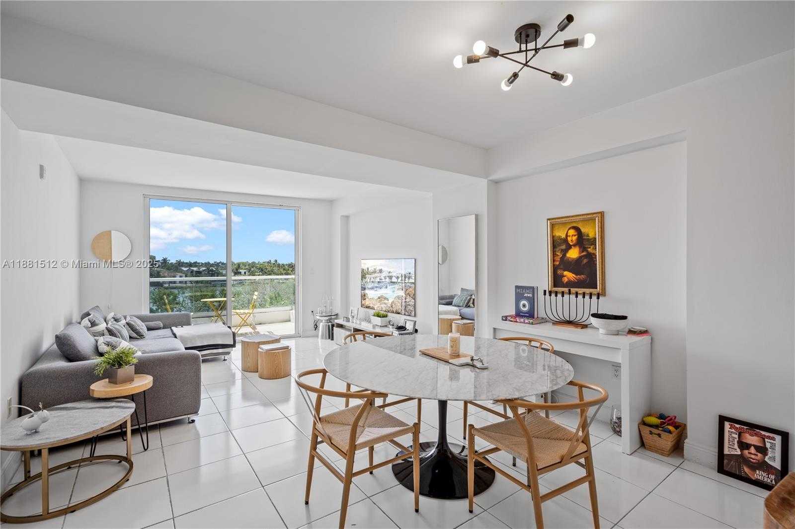 Small Image of 6362 COLLINS AVE #412, Miami Beach Number 7