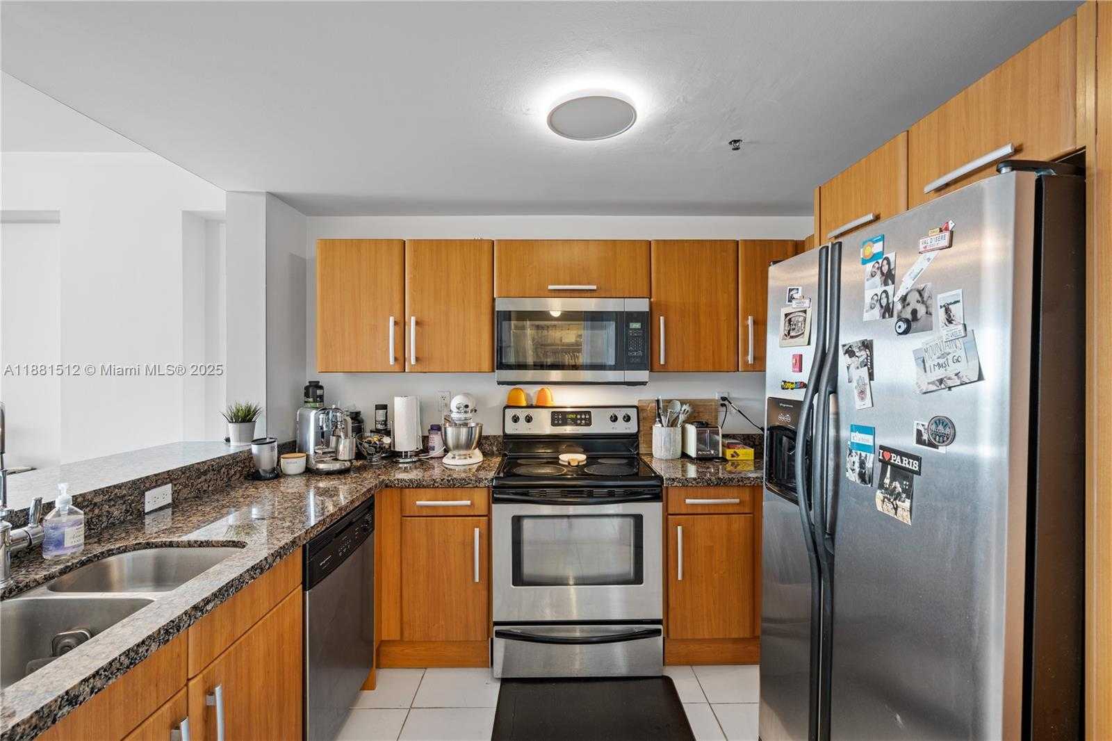 Small Image of 6362 COLLINS AVE #412, Miami Beach Number 9