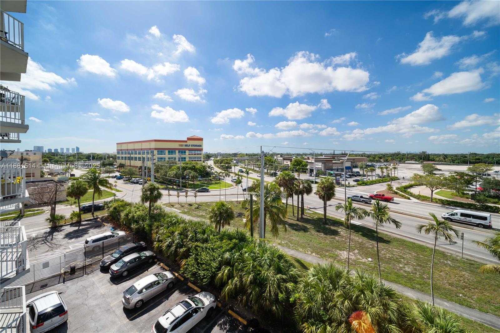 Small Image of 16710 NORTH EAST 9TH AVE #506, North Miami Beach Number 17