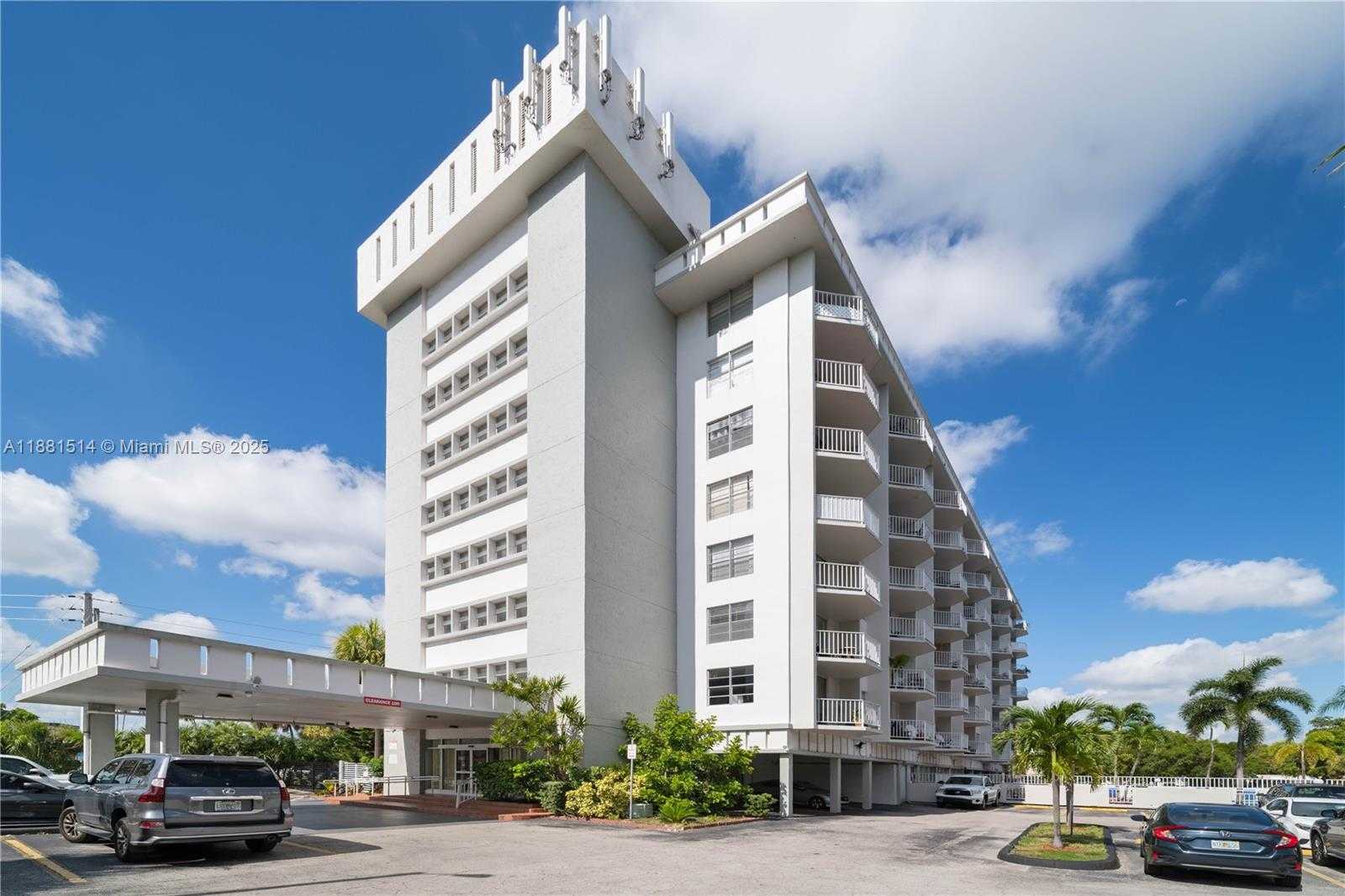 Small Image of 16710 NORTH EAST 9TH AVE #506, North Miami Beach Number 20