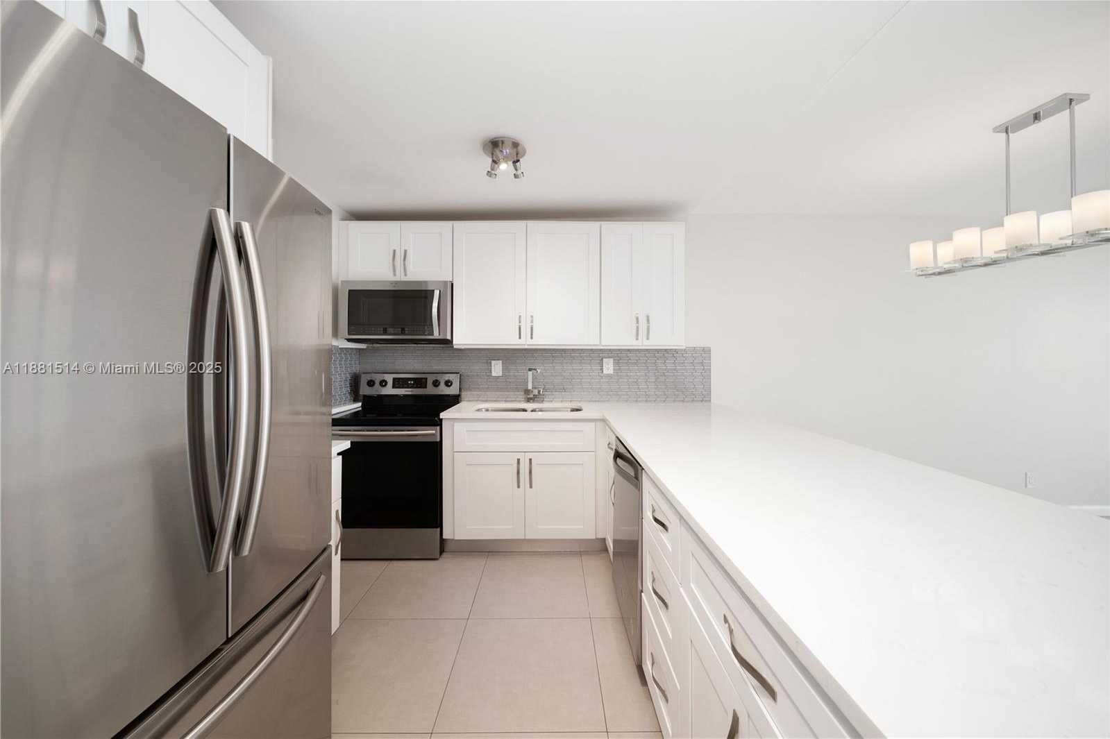 Small Image of 16710 NORTH EAST 9TH AVE #506, North Miami Beach Number 3