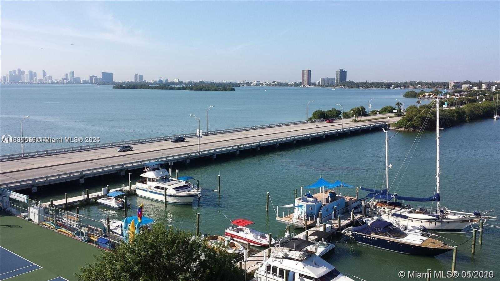 Small Image of 7904 WEST DR #110, North Bay Village Number 15