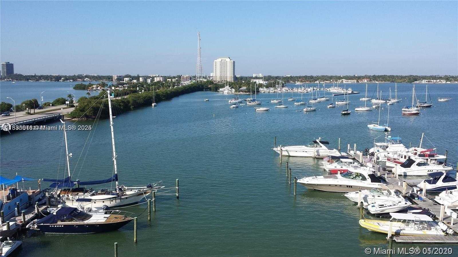 Small Image of 7904 WEST DR #110, North Bay Village Number 6