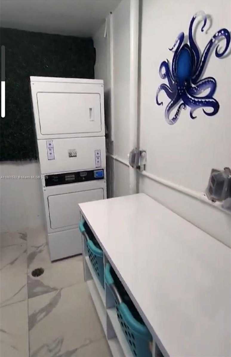 Small Image of 2101 NORMANDY DR #301, Miami Beach Number 10